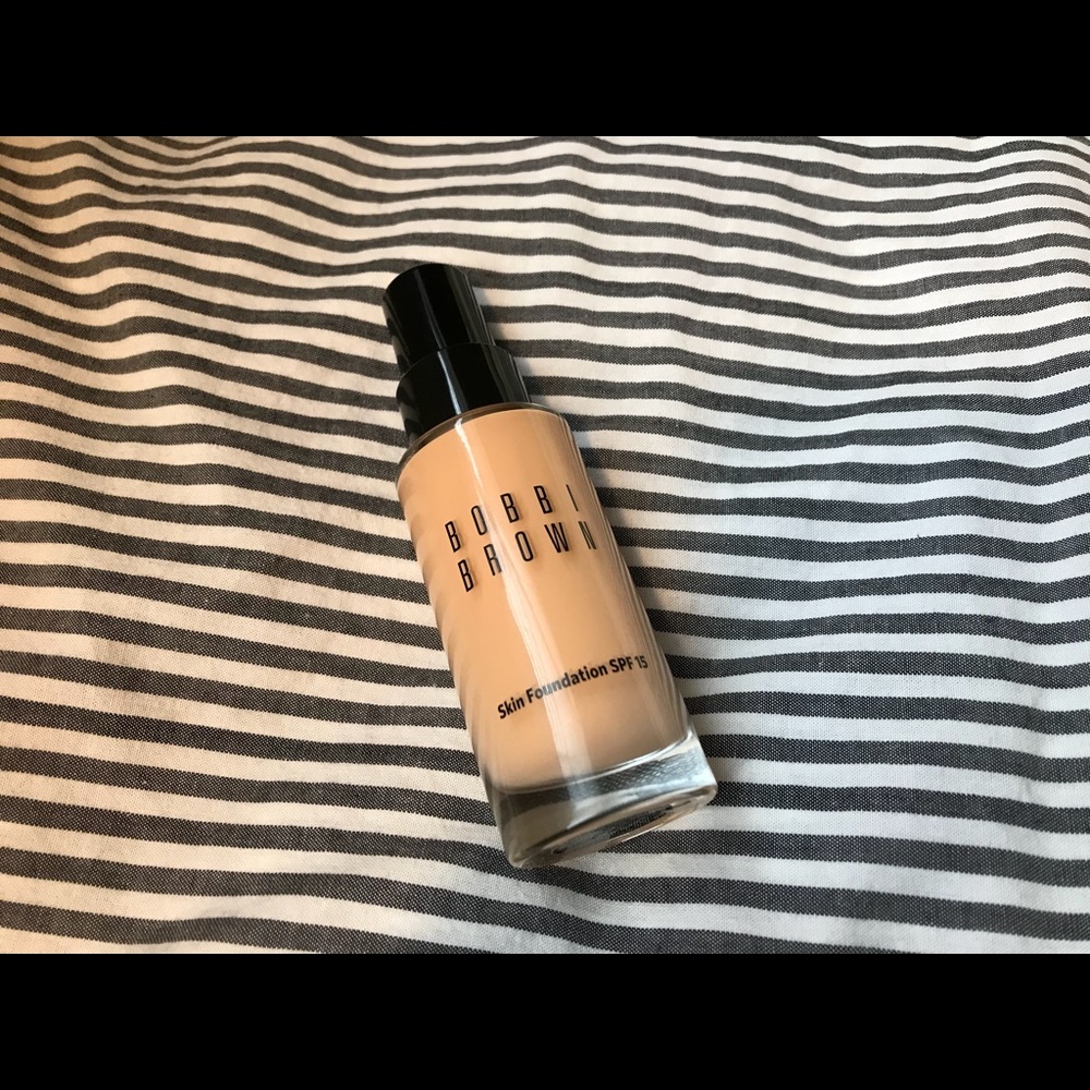 ❗️NEED GONE❗️Bobbi Brown Skin Foundation